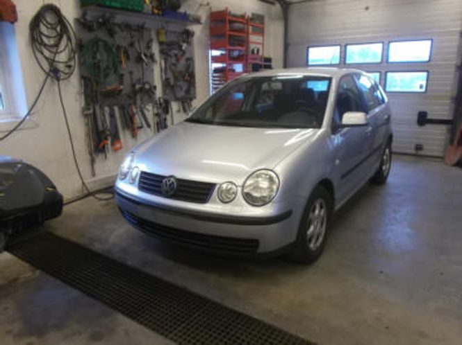 Hovedbilde Lyktespyler venstre med dyse VW Polo 9N, 10-2001-08.2005